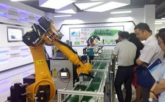 中国电子总经理刘烈宏 发展智能制造是一项长期的系统性工程，信息系统集成服务是关键支撑